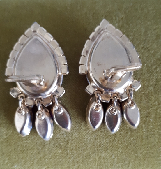 Vintage purple costume clip ons - Picture 5 of 7